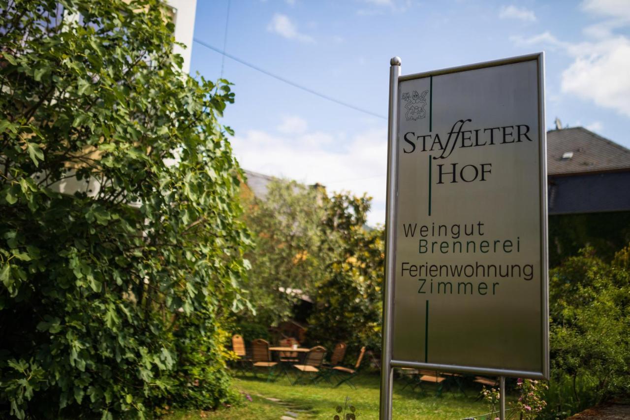 Bio-Weingut Staffelter Hof Kröv Exterior foto