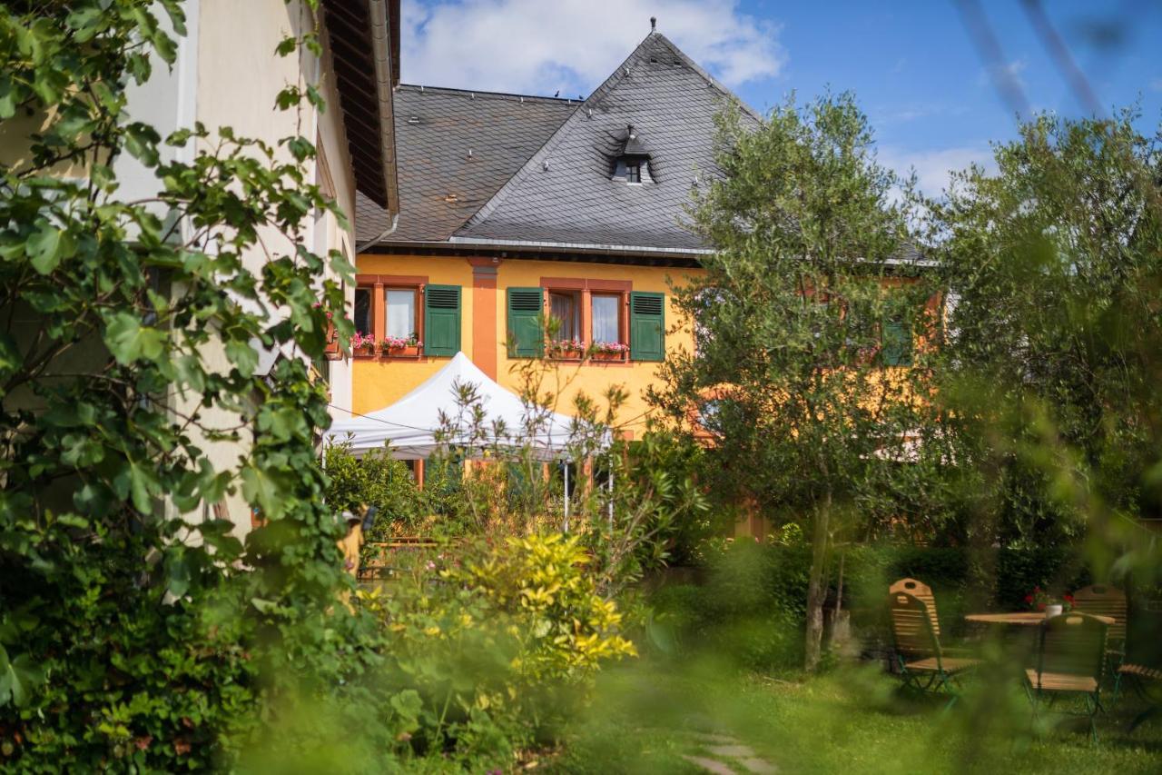 Bio-Weingut Staffelter Hof Kröv Exterior foto